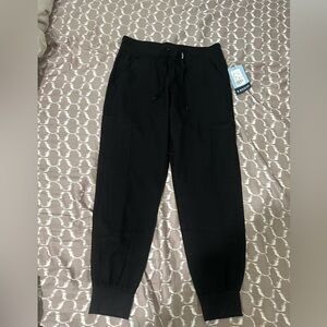 NWT Med Couture Jogger Scrub Pants (style MC2711) Size XS petite.